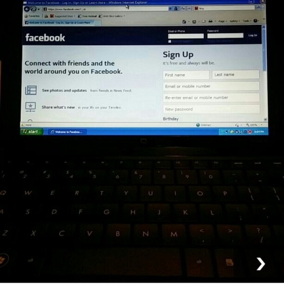 Compaq Mini 102 - Picture 3 of 4