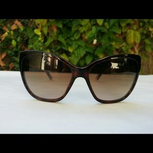 Pre-owned Genuine D&G sunglasses DG4114