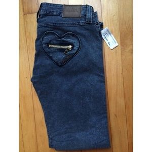 Frankie B slim fit jeans