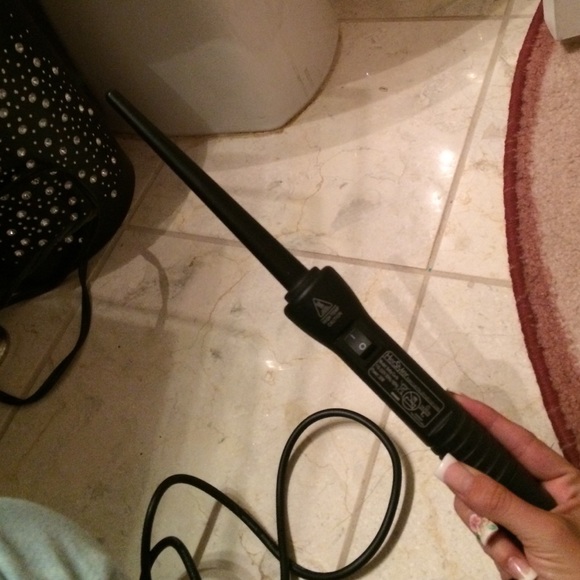 HERSTYLER curling Wand !!!! 1/2 Inch ! No Trades