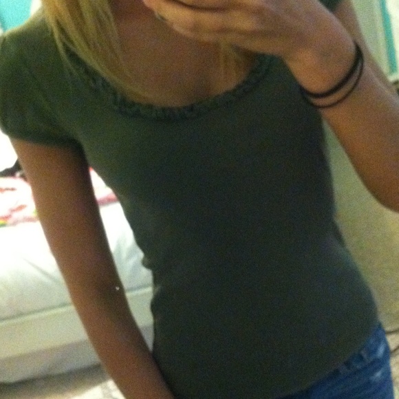 Olive Green, tan, and Black T-shirt Bundle XS/S