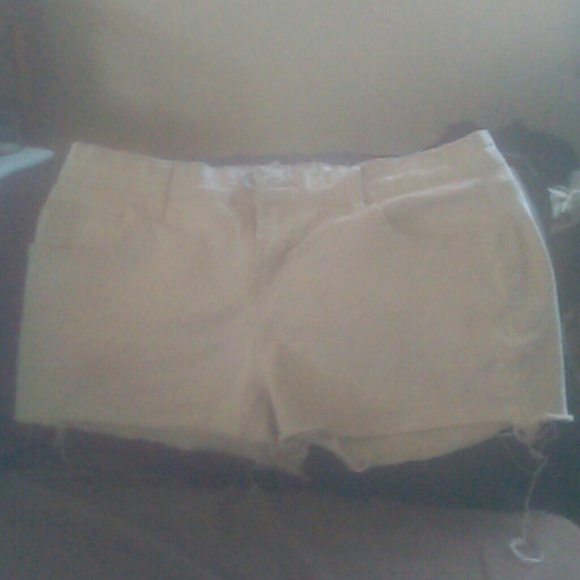 Shorts lei - Picture 2 of 3