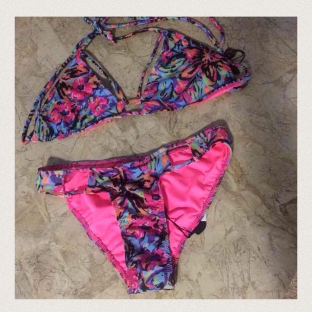 💘Sexy caged strappy bikini top pink blue