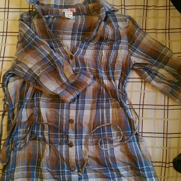 3/4 sleeved shirt