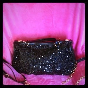 Black hand bag
