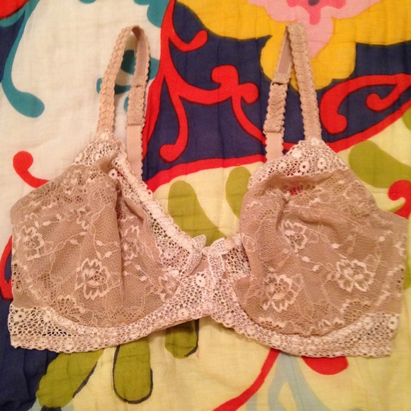 Nude lace Wacoal bra