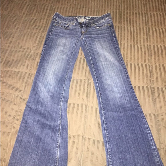 American Eagle Boyfriend jeans