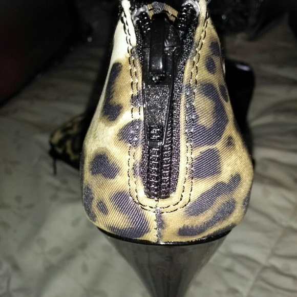 Bundle for G33KGIRLI!! Leopard Print Heels Size 8! - Picture 3 of 4
