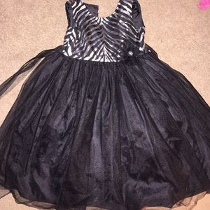 Girls size 8 dress