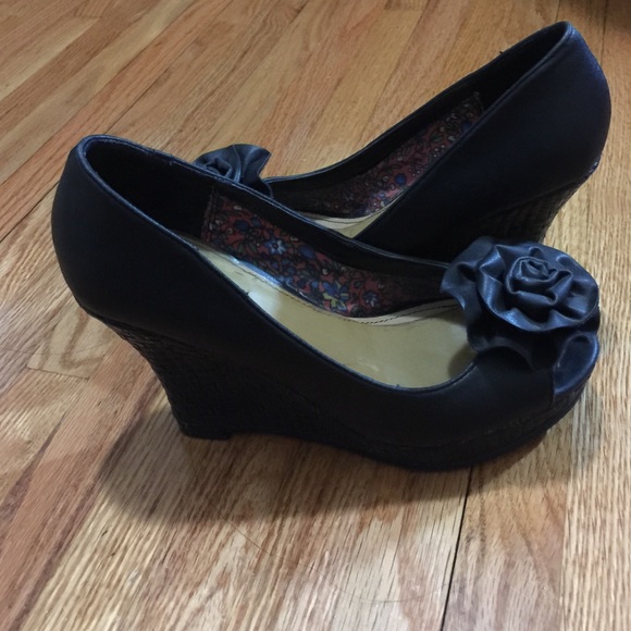 Wedges - Picture 2 of 3