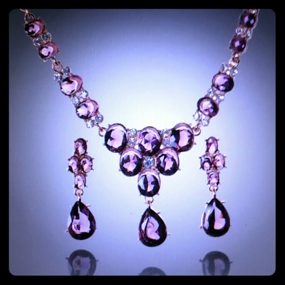 CLERANCE -14K G/F Cut Red Wine Sapphire