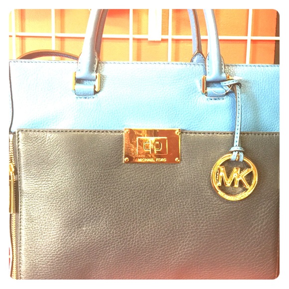 Authentic Michael Kors Sloan Handbag NWT