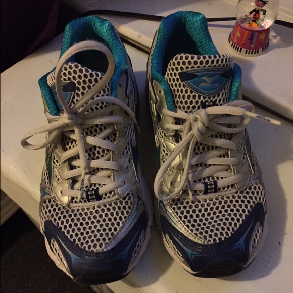 Mizuno running sneakers.