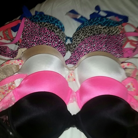 Victoria Secret push up bra size 32 A