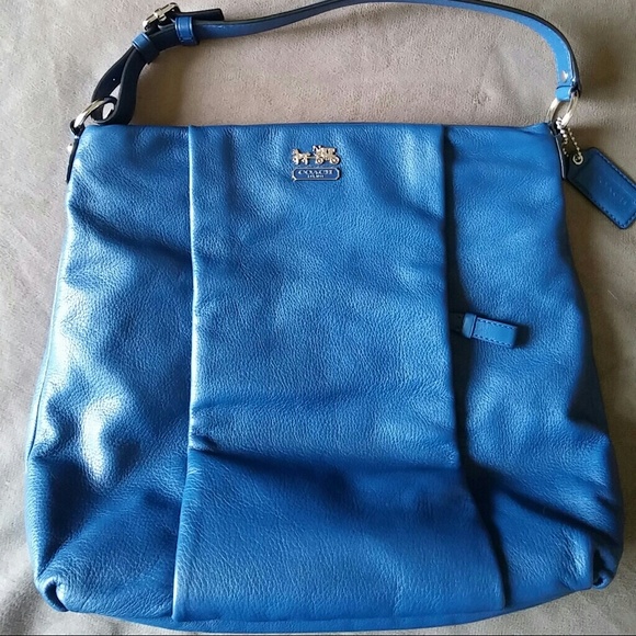 Beautiful Brand New Leather Coach Purse