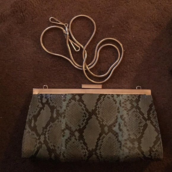 Authentic Gucci clutch detachable strap
