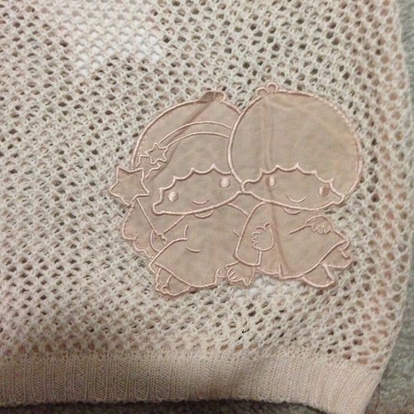 Top - Picture 3 of 3