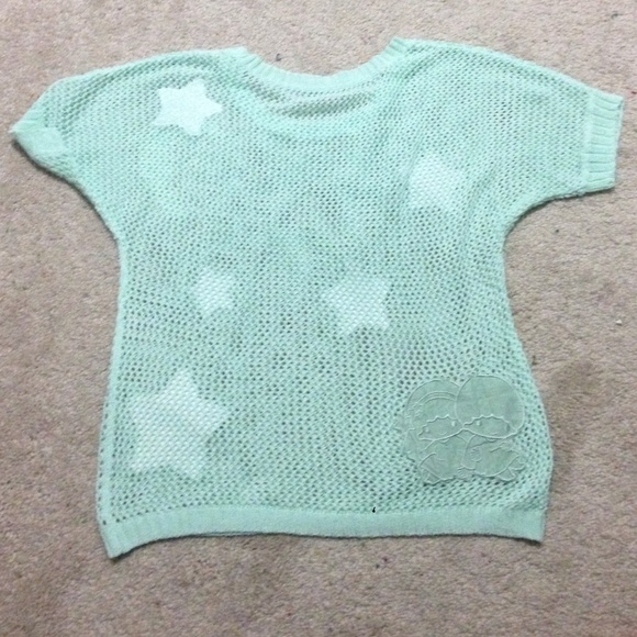 Top - Picture 2 of 2