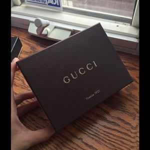 Gucci wallet box