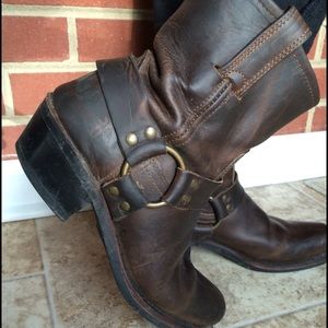 Frye Harness 8R