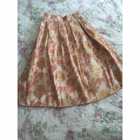 Beautiful Damask Peach and Gold Knee-Length Skirt