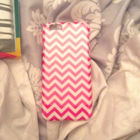 Iphone 6 Pink chevron case