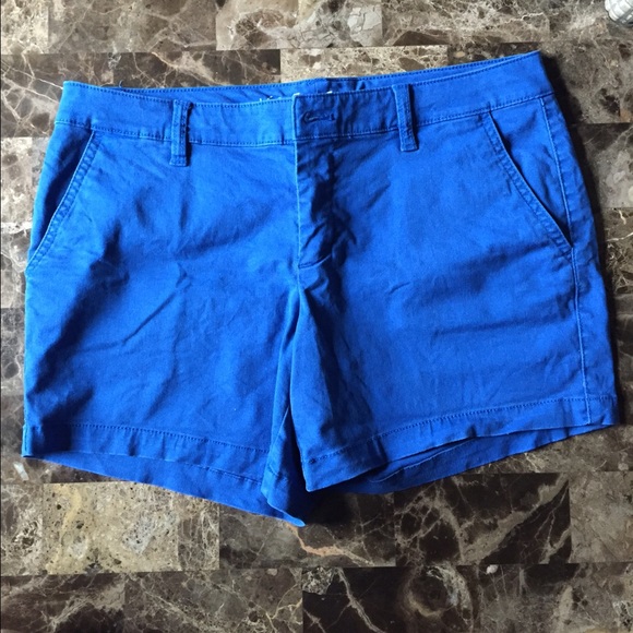 VS Eva short