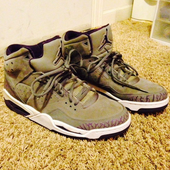 Jordan's/grey/purple Mens - Picture 1 of 3