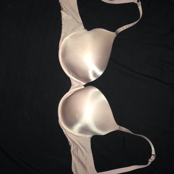 Beige VS bra
