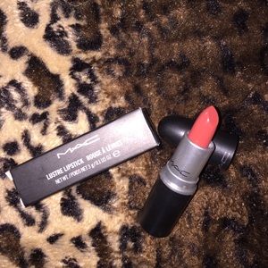Mac lipstick in lovelorn