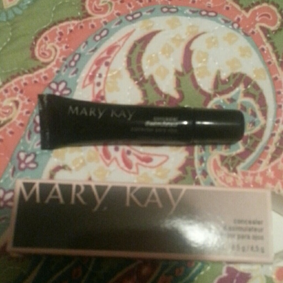 Mary kay concealer