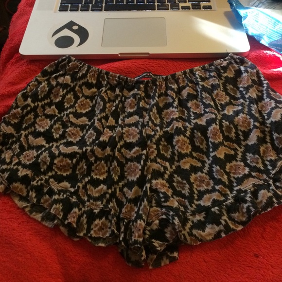 Brandy Melville vodi shorts