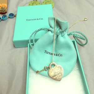Authentic with tags Tiffany & Co. Necklace Authentic with tags Tiffany & Co. Necklace