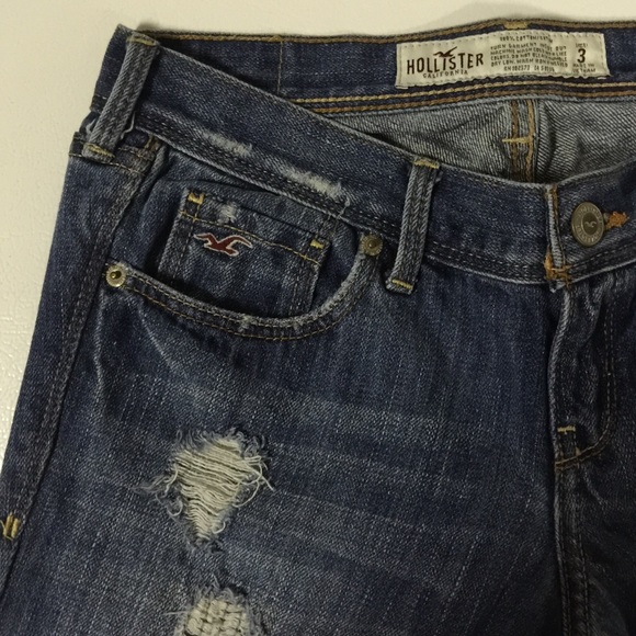 Hold BOGO 50% Off Hollister Distressed Jeans 3 - Picture 4 of 4