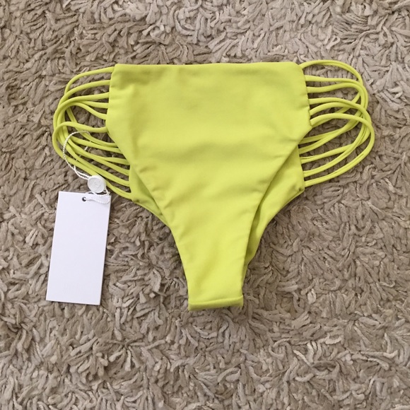 XTRADEDX Mikoh Kapalua - Picture 2 of 3