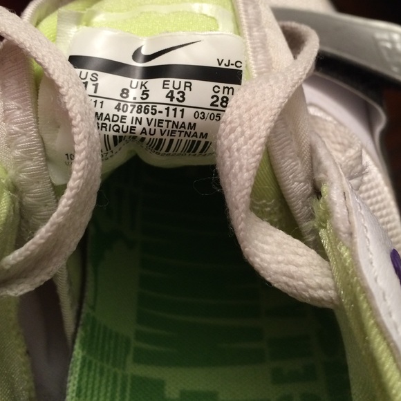 Shoes - Picture 4 of 4