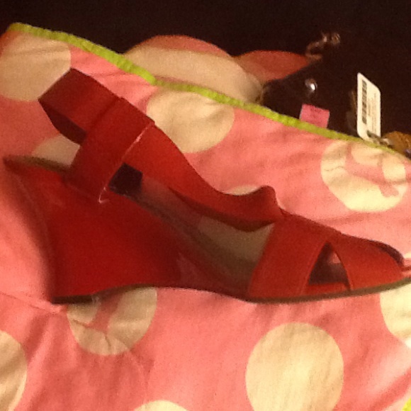 Sold on bundle - Picture 3 of 3