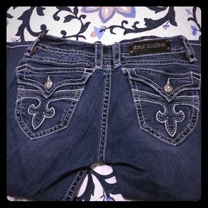 Size 30 rock revival capris