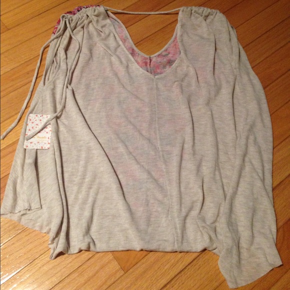 ➡️price FIRM➡️ Free People top NWT size L - Picture 3 of 4