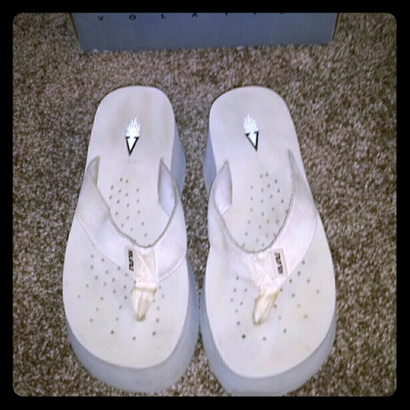 Volatile Footwear: Platform Flip-flops