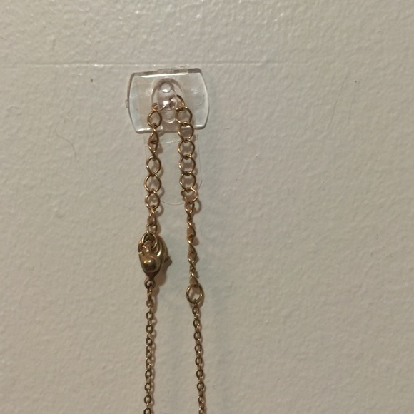 • Boutique 3 Tone Blue Necklace • - Picture 4 of 4