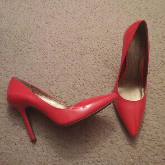 Bcbg pumps
