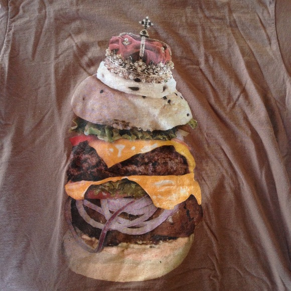 Burger with a crown Tshirt men's medium - Picture 2 of 4