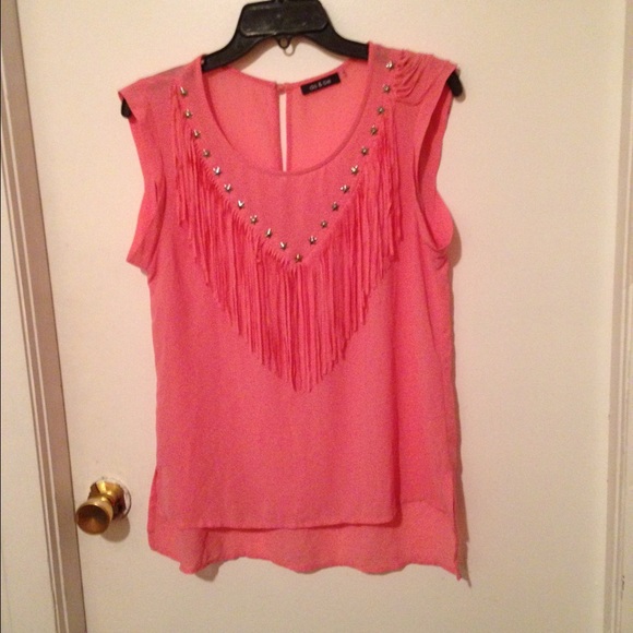 Star stud fringe tank medium