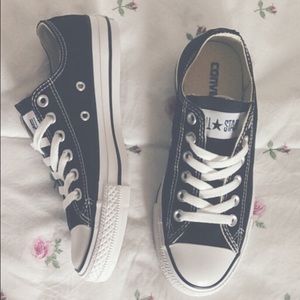 Short Black converse