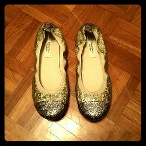 Simply Vera gold and silver sequined flats