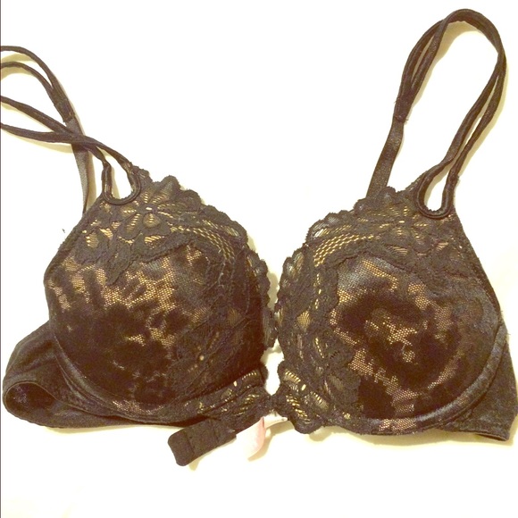 Victoria's Secret very sexy lace bra