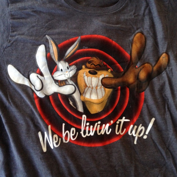 Men's medium we be livin it up! Looney Tunes tee