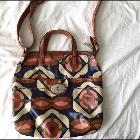 Fossil cross body bag