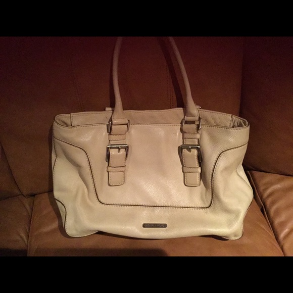Michael Kors purse - Picture 4 of 4